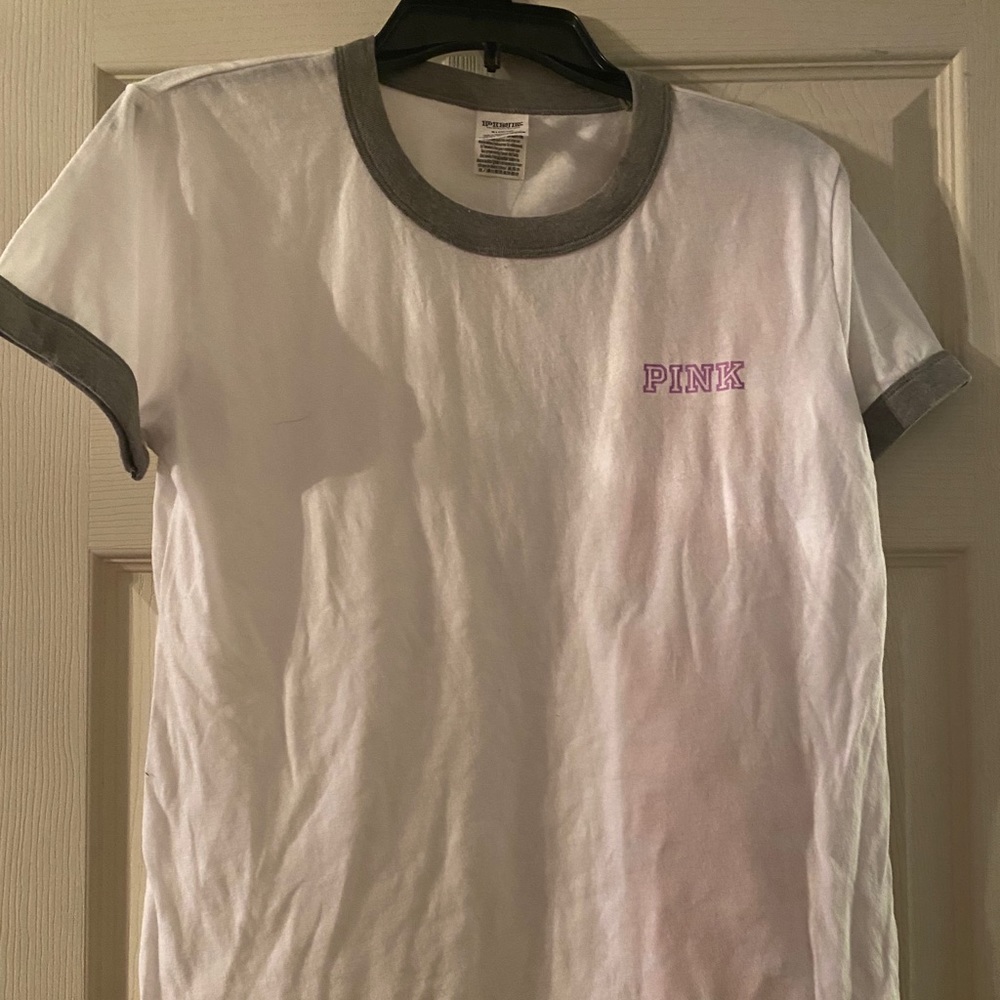 Victoria Secret Pink t-shirt